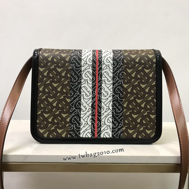 Burberry專門店新款中號TB專屬標識鎖扣包 巴寶莉單肩背斜背女士小挎包 yxb1082